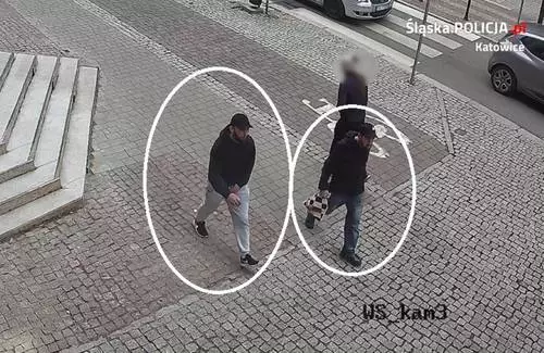 Podejrzani o kradzież rozbójniczą w Katowicach! Kogoś rozpoznajesz?