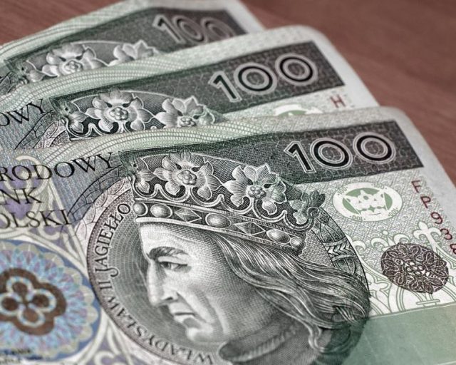 14. emerytura stałym świadczeniem. Ile wyniesie?