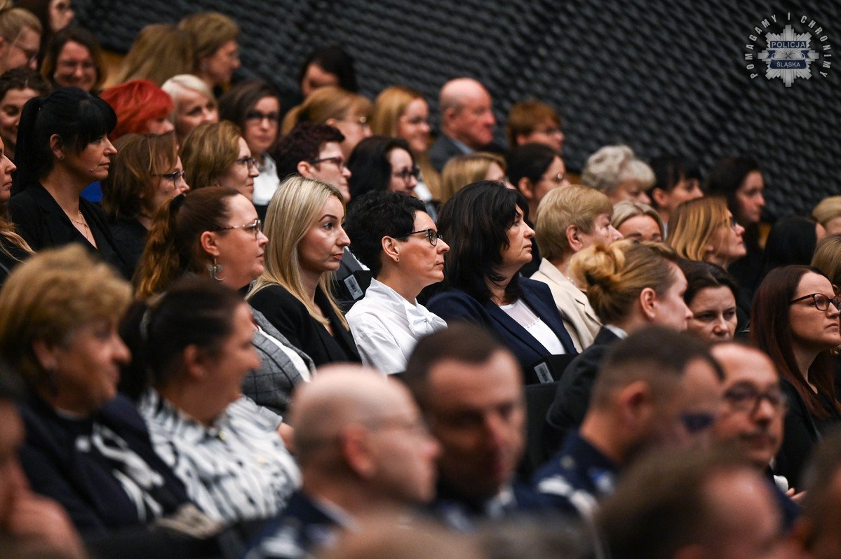 Dzień Służby Cywilnej – wyróżnienia dla pracowników Policji w Katowicach - fotoreportaż