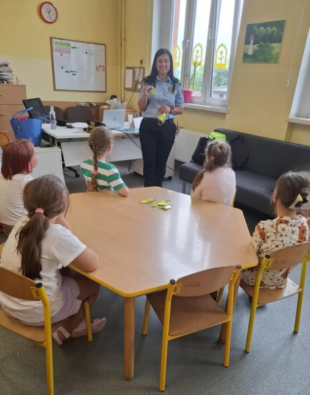 Maskotka Ryś i lekcje bezpieczeństwa. Lato z edukacją - fotoreportaż