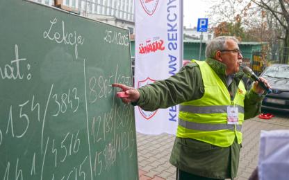 Śląscy nauczyciele protestują. Sprzeciwiają się chaosowi w szkolnictwie