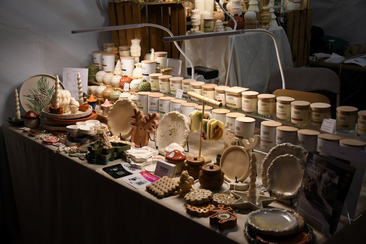 Bożonarodzeniowy klimat pośrodku familoków - Jarmark na Nikiszu 2025! - fotoreportaż