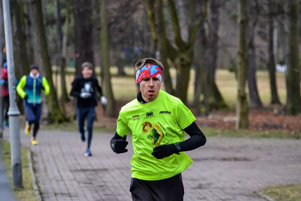 Za nami nietuzinkowa, bo dwusetna edycja biegu parkrun, który co sobotę odbywa się w katowickim Parku Kościuszki. Sobotni poranek na sportowo powitało około 100 uczestników.