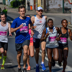  WizzAir Half Marathon 2019 - tysiące biegaczy w Katowicach