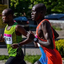  WizzAir Half Marathon 2019 - tysiące biegaczy w Katowicach