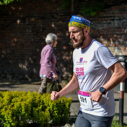  WizzAir Half Marathon 2019 - tysiące biegaczy w Katowicach