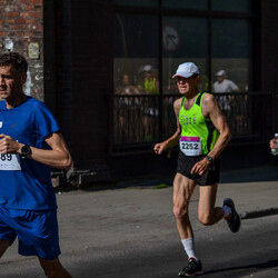  WizzAir Half Marathon 2019 - tysiące biegaczy w Katowicach