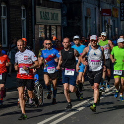  WizzAir Half Marathon 2019 - tysiące biegaczy w Katowicach