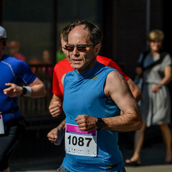  WizzAir Half Marathon 2019 - tysiące biegaczy w Katowicach