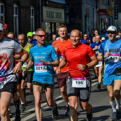  WizzAir Half Marathon 2019 - tysiące biegaczy w Katowicach