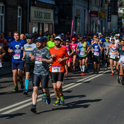  WizzAir Half Marathon 2019 - tysiące biegaczy w Katowicach