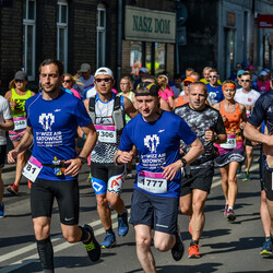  WizzAir Half Marathon 2019 - tysiące biegaczy w Katowicach