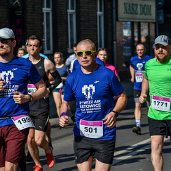  WizzAir Half Marathon 2019 - tysiące biegaczy w Katowicach