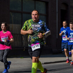  WizzAir Half Marathon 2019 - tysiące biegaczy w Katowicach