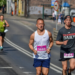  WizzAir Half Marathon 2019 - tysiące biegaczy w Katowicach