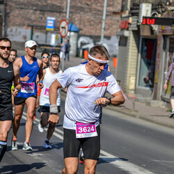  WizzAir Half Marathon 2019 - tysiące biegaczy w Katowicach