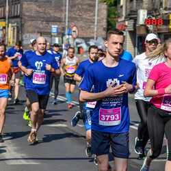  WizzAir Half Marathon 2019 - tysiące biegaczy w Katowicach