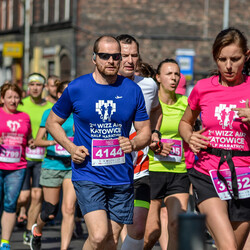  WizzAir Half Marathon 2019 - tysiące biegaczy w Katowicach