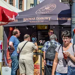 Na katowickim rynku trwa Śląski Festiwal Piwa [ZDJĘCIA]