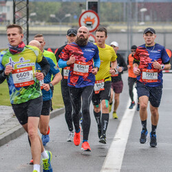 Silesia Marathon - tysiące uczestników na ulicach miast [ZDJĘCIA]