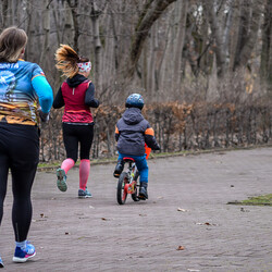 200. parkrun - tłum na starcie rocznicowego biegu [ZDJĘCIA]