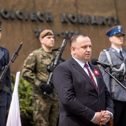 Przedstawiciele władz samorządowych uczcili Święto Konstytucji 3 Maja