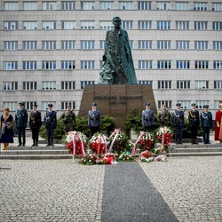 Przedstawiciele władz samorządowych uczcili Święto Konstytucji 3 Maja