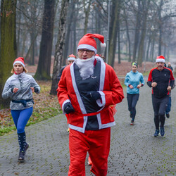 Mikołajkowy parkrun Katowice 2025 [FOTORELACJA]