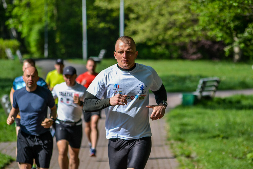 Kolejny bieg z serii parkrun za nami, ale tym razem wyjątkowy, bo zorganizowany w ramach 3. urodzin tej biegowej imprezy. Na starcie stawiło się około 100 zawodników, a na trasie w Parku Kościuszki czekał nasz fotoreporter. Mamy zdjęcia!