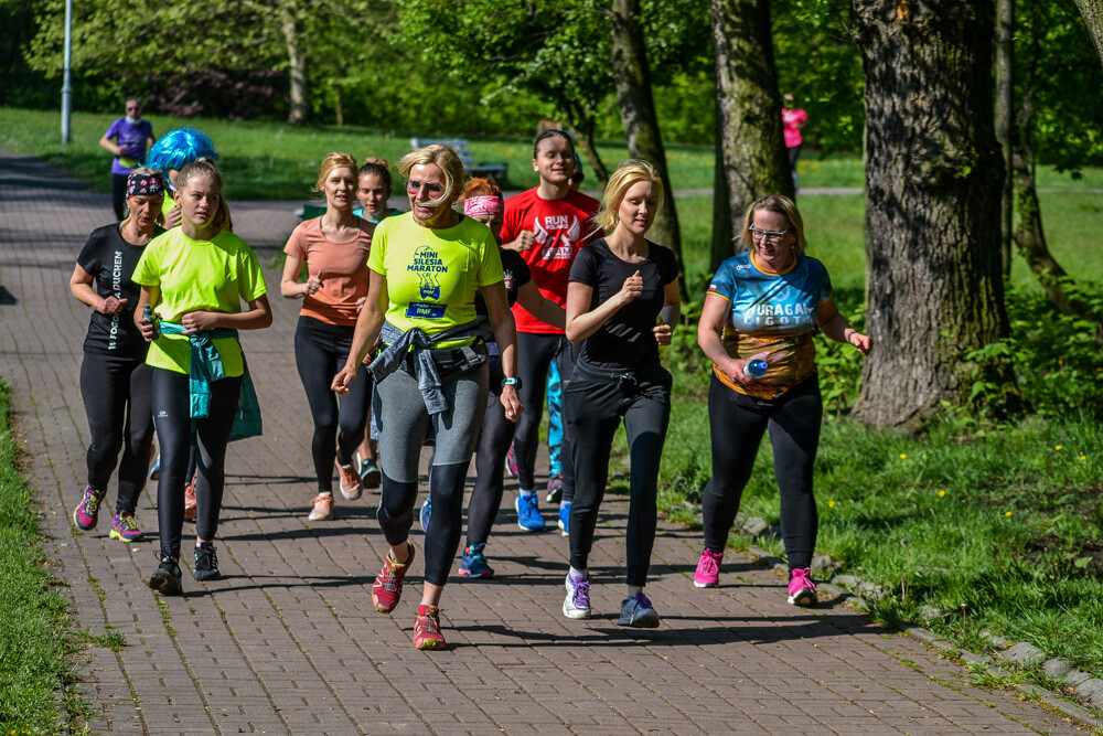 Kolejny bieg z serii parkrun za nami, ale tym razem wyjątkowy, bo zorganizowany w ramach 3. urodzin tej biegowej imprezy. Na starcie stawiło się około 100 zawodników, a na trasie w Parku Kościuszki czekał nasz fotoreporter. Mamy zdjęcia!
