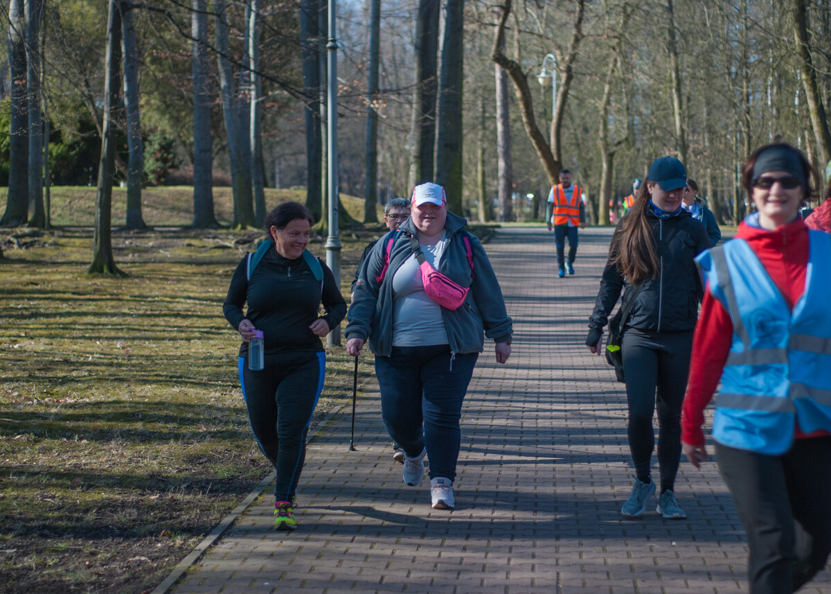 Za nami kolejna edycja spotkań biegowych parkrun Katowice. Tym razem, przy okazji okrągłej, 400. rocznicy, powitano także nadejście wiosny.