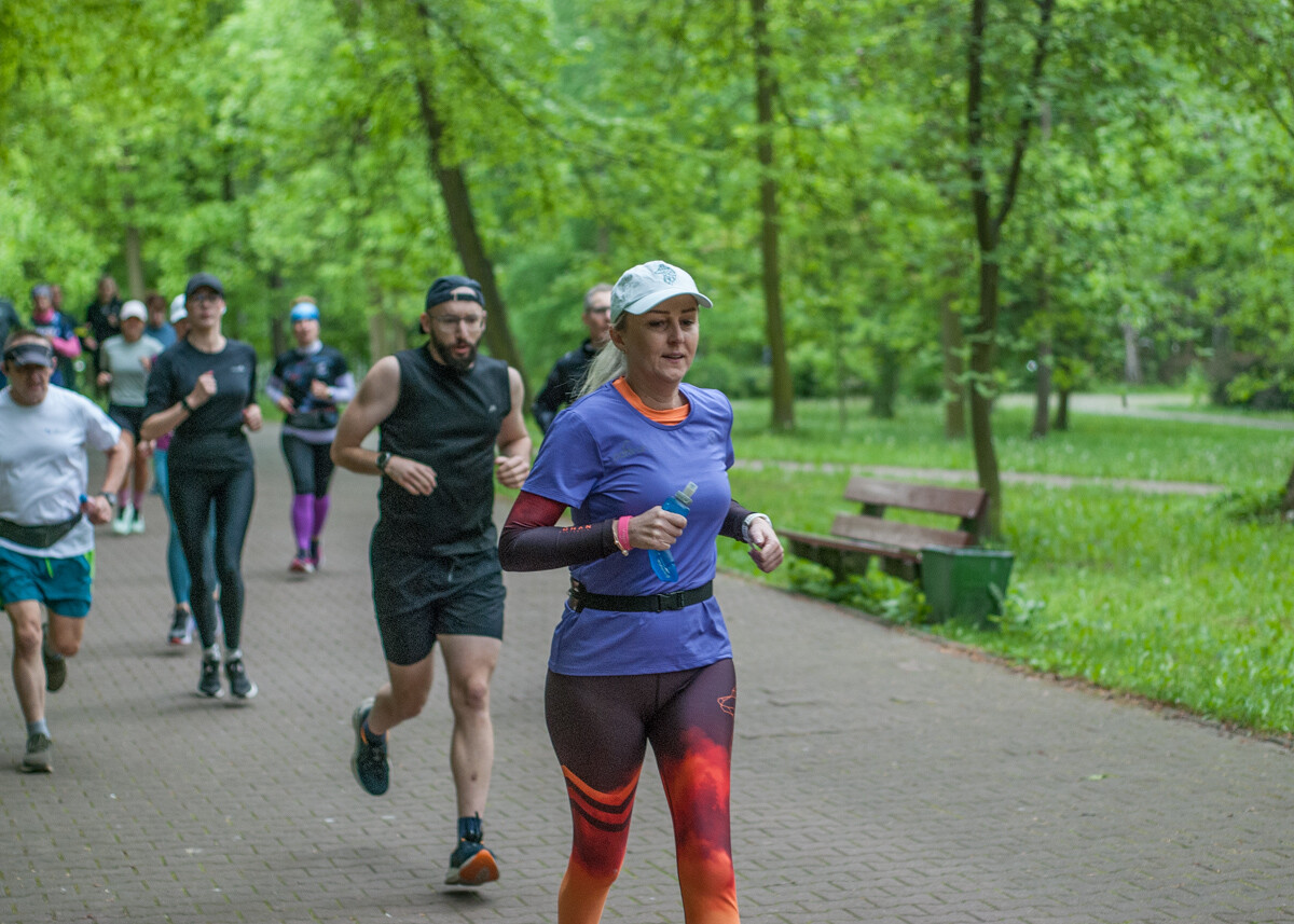 Za nami 9 lat obecności parkrun w Katowicach, setki spotkań, a także tysiące uczestników, ich uśmiechów i zdjęć.