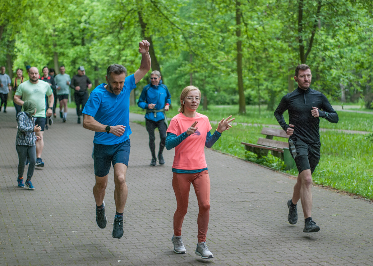 Za nami 9 lat obecności parkrun w Katowicach, setki spotkań, a także tysiące uczestników, ich uśmiechów i zdjęć.