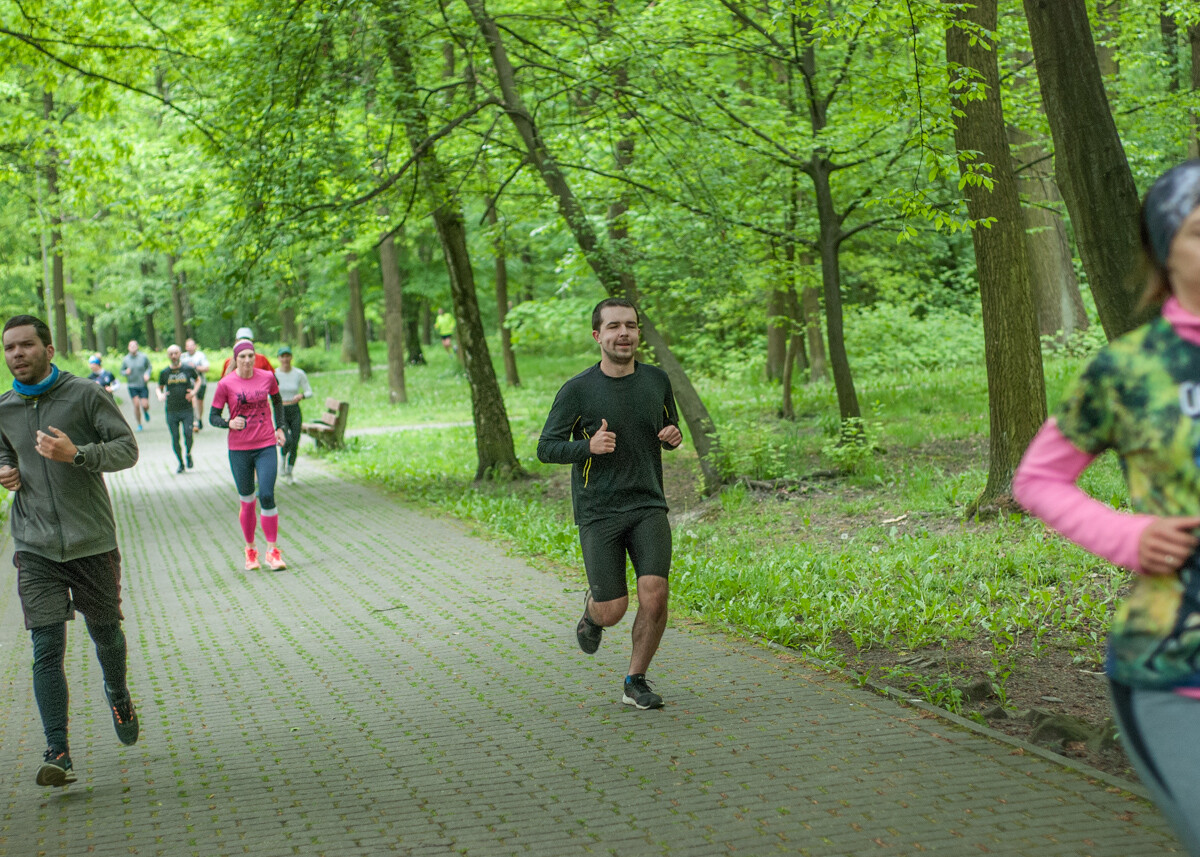 Za nami 9 lat obecności parkrun w Katowicach, setki spotkań, a także tysiące uczestników, ich uśmiechów i zdjęć.