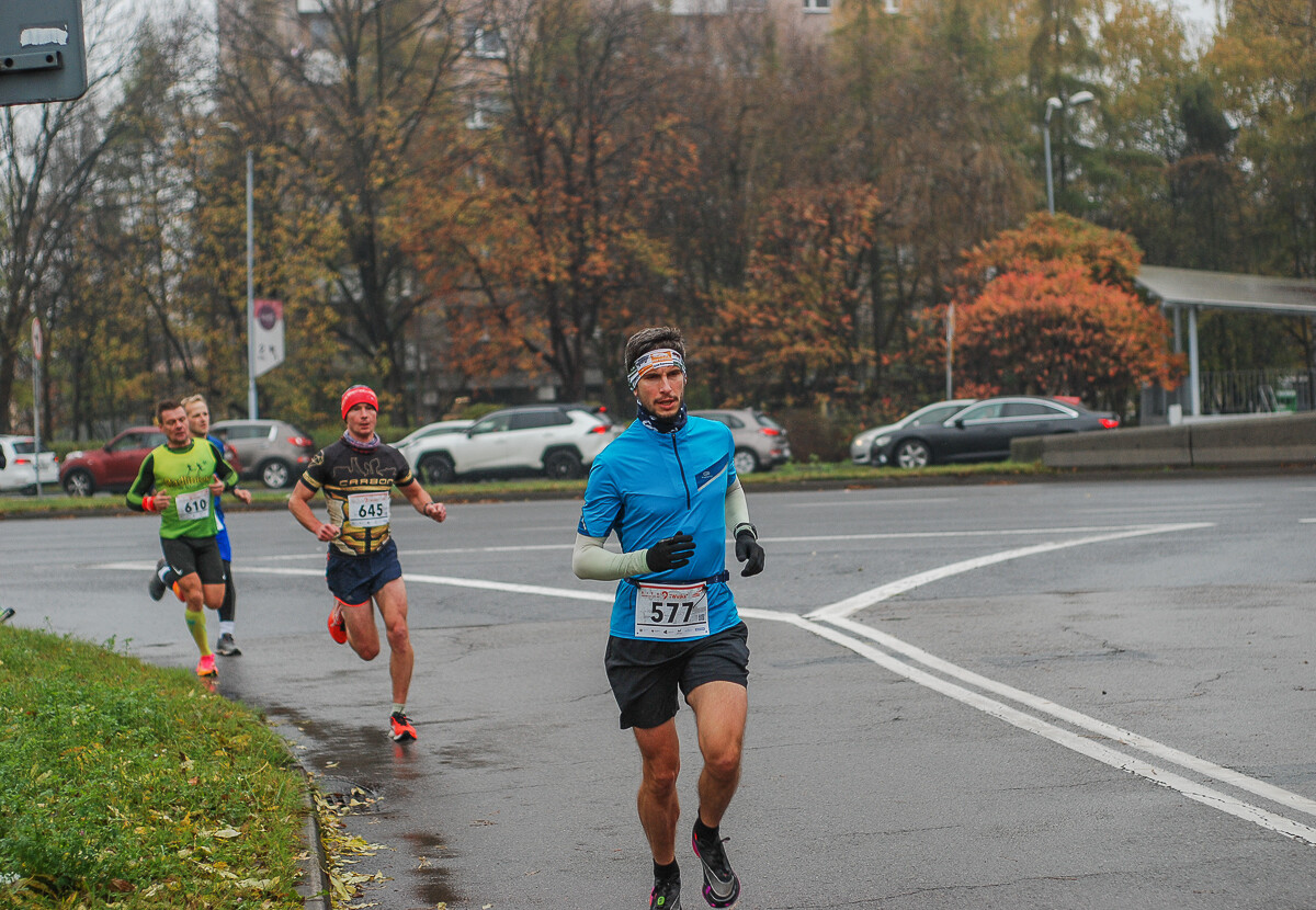 Za nami kolejny Bieg Niepodległości im. Dziewięciu z "Wujka", na 10-kilometrową trasę wyruszyły setki biegaczy.