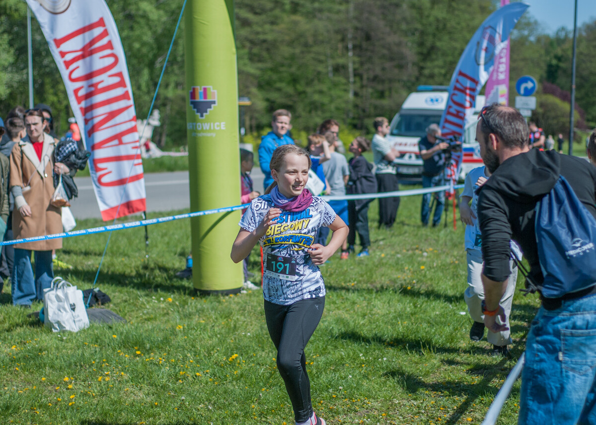 Ponad 200 dzieci wzięło udział w serii zawodów w ramach Festiwalu Biegowego im. Wojciecha Korfantego. Działo się w Dolinie Trzech Stawów, oj działo. Mamy dla Was  masę zdjęć!