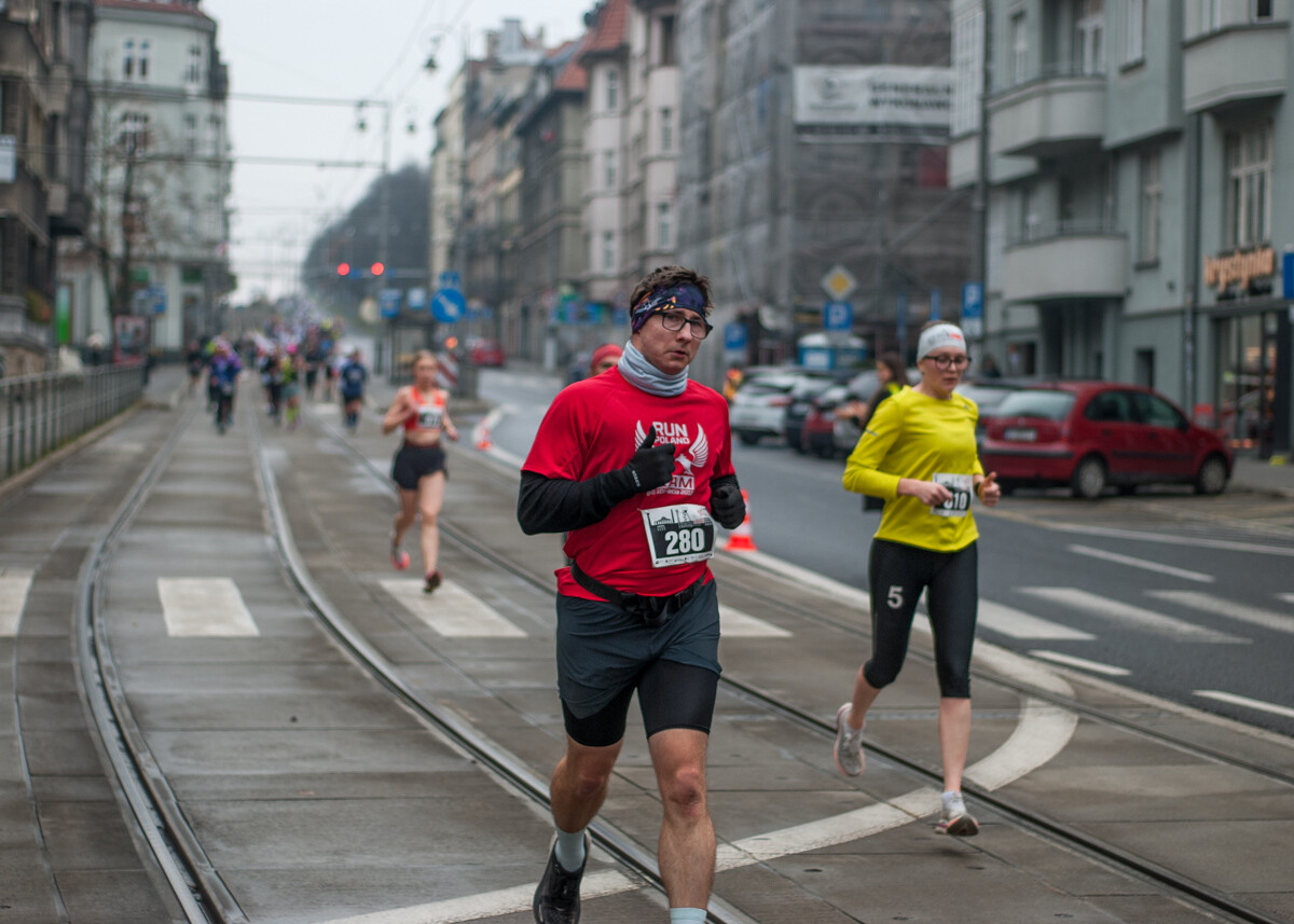 Za nami kolejna edycja Biegu Niepodległości im. Dziewięciu z „Wujka”, przyciągnęła około tysiąca uczestników.