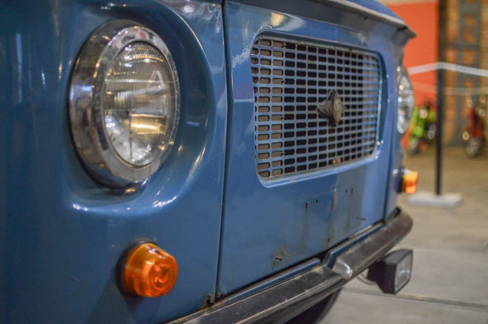 Jak wygląda wnętrze Nysy lub Kamaza? Ile pali GAZ-69 lub Tarpan? W Walcowni można podziwiać nową ekspozycję poświęconą polskiej motoryzacji. Byliśmy, warto!