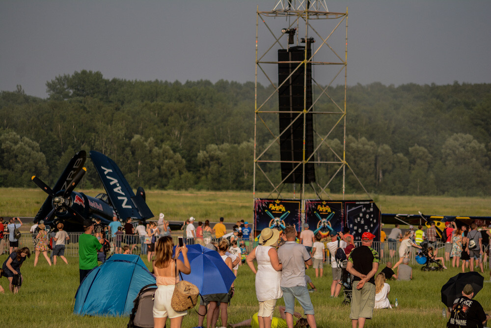 Za nami kolejna odsłona największego lotniczego show w naszym województwie - Fajera 2019 wystartowała i szczęśliwie wylądowała. To, co można było zobaczyć przerosło nasze oczekiwania, a tysiące zgromadzonych tam osób świadczy o randze tej imprezy. Na Muchowcu działo się w ten weekend bardzo wiele, zobaczcie!