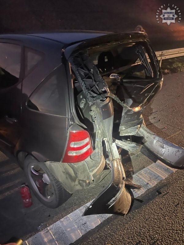 Groźna kolizja na A1. Narkotyki, brak prawa jazdy i ranna pasażerka