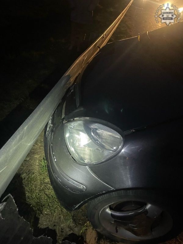 Groźna kolizja na A1. Narkotyki, brak prawa jazdy i ranna pasażerka