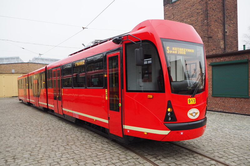 Helmut po liftingu, jest już na trasie! Ma nowe imię!