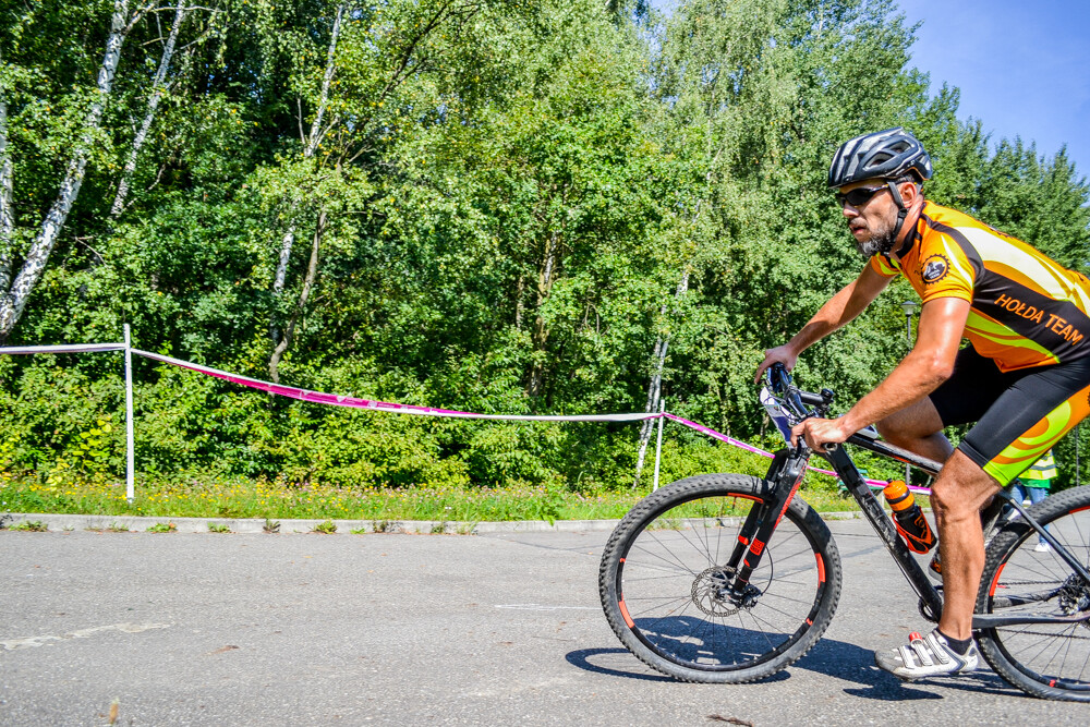Kolejne kolarskie spotkanie za nami, zawodnicy tym razem przemierzali trasę na terenie Doliny Trzech Stawów.