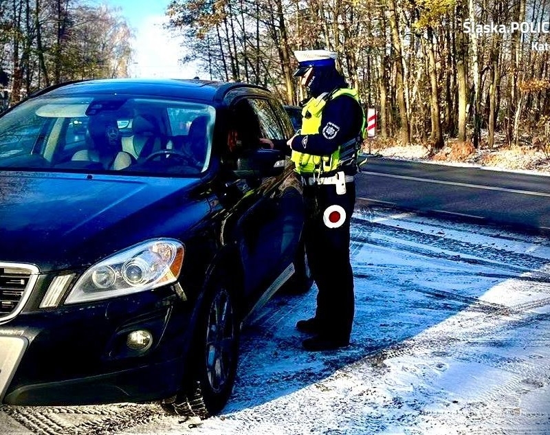 Katowiccy policjanci podsumowali działania "Trzeźwość". 13 kierujących było nietrzeźwych!