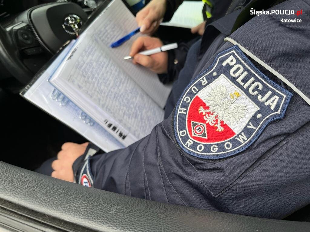Katowicka drogówka podsumowa&#322;a dzia&#322;ania "Pr&#281;dko&#347;&#263;"