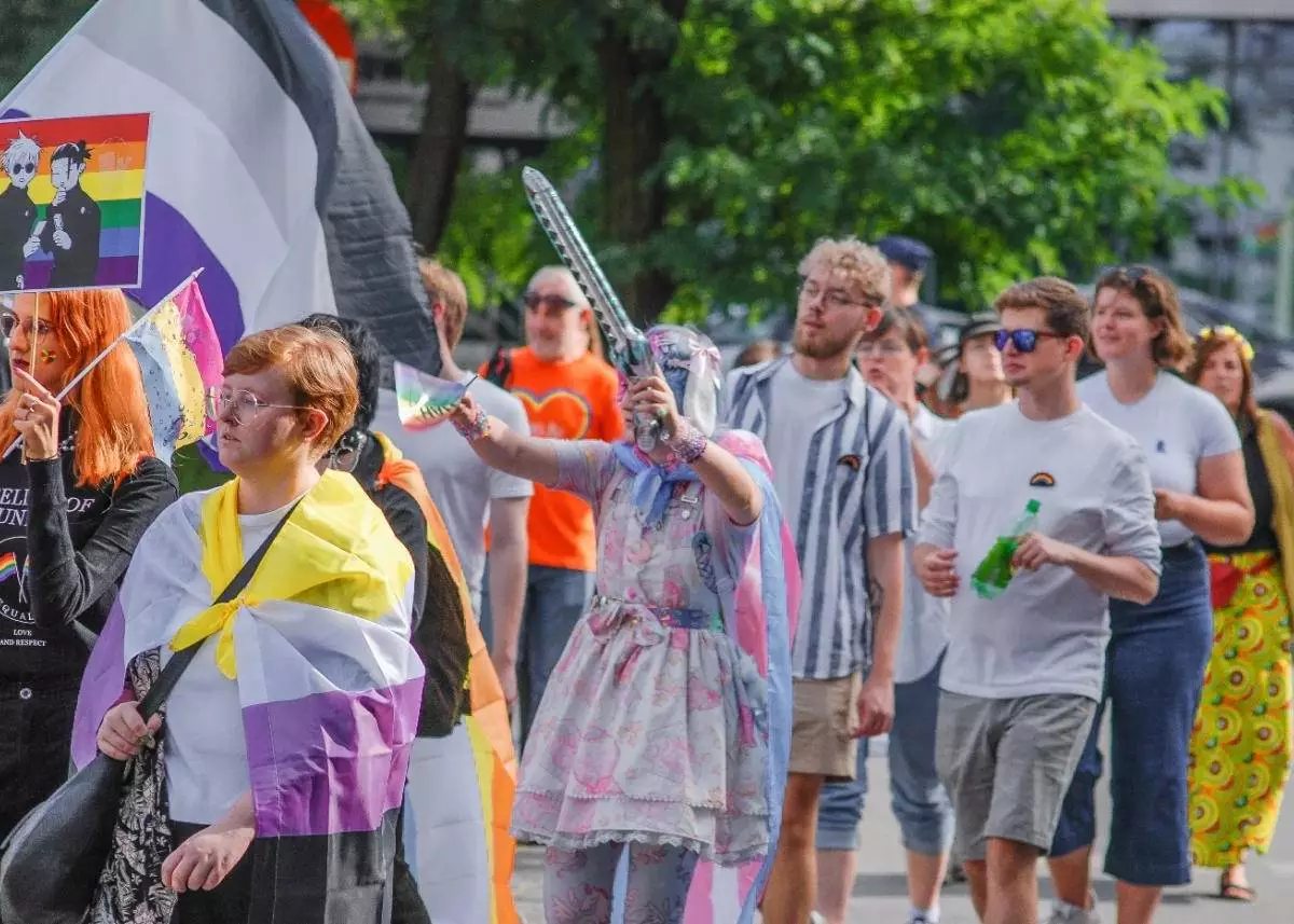Kolejny raz ulicami Katowic przeszedł kolorowy Marsz Równości. Kilka tysięcy uczestników barwnego korowodu pojawiło się w centrum, by pokazać swoje zaangażowanie w sprawy społeczne.