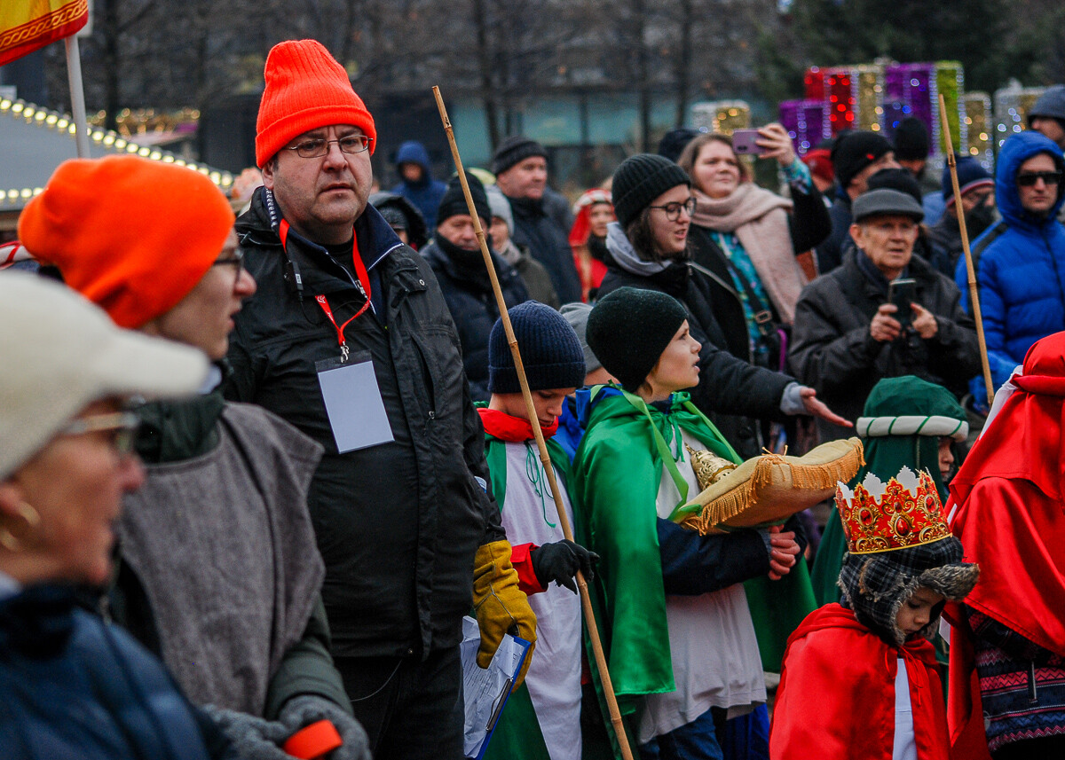 Kolejny rok z rzędu 6 stycznia przez Katowice przeszedł Orszak Trzech Króli. Było kolorowo, melodyjnie i tłumnie.
