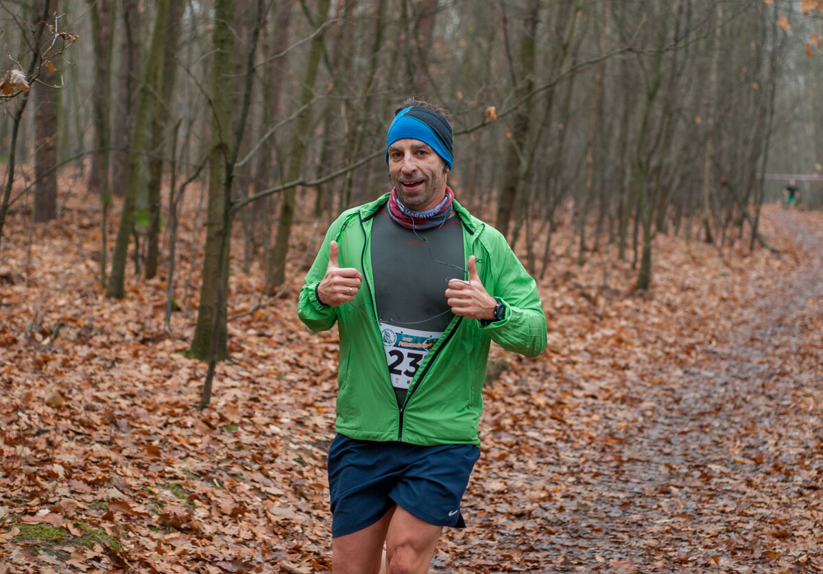 Za nami kolejna, listopadowa odsłona Panewnickiego Dzikiego Biegu. Kilkaset osób stawiło się na starcie, mamy zdjęcia!
