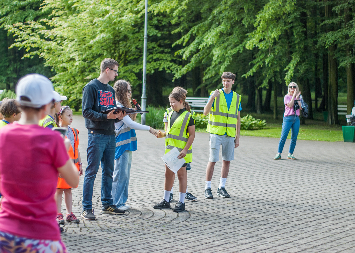 Za nami kolejna, majowa odsłona spotkań biegowych parkrun. Dzisiejsza, 410. edycja została zorganizowana z okazji Dnia Dziecka. Byliśmy na niej i my!