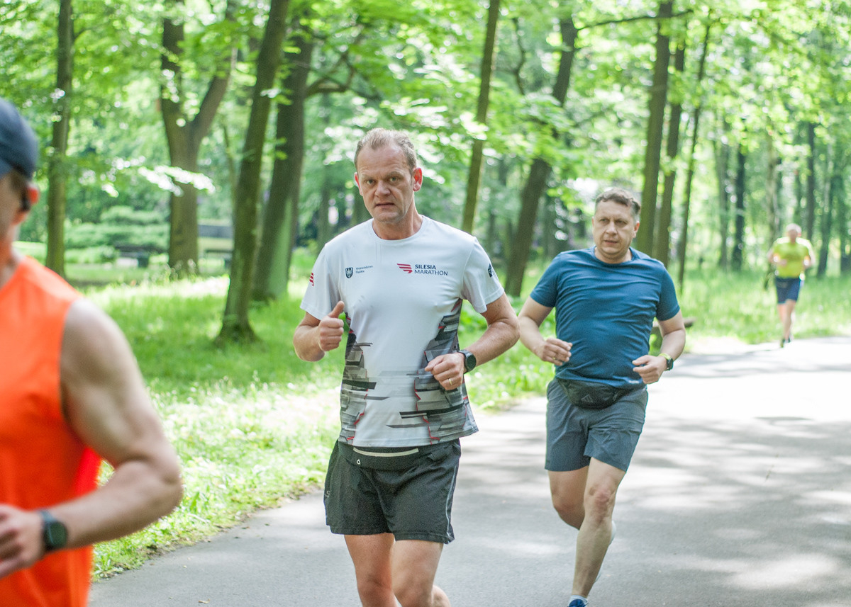 Za nami kolejna, majowa odsłona spotkań biegowych parkrun. Dzisiejsza, 410. edycja została zorganizowana z okazji Dnia Dziecka. Byliśmy na niej i my!